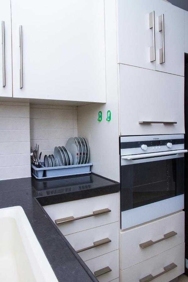 Isramax Tchernikhovski Apartment Bat Yam Exterior foto